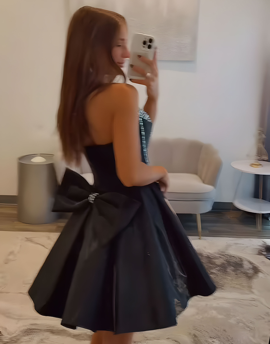 Sparkly Black Beaded A Line Short Corset Homecoming Dress with Bow