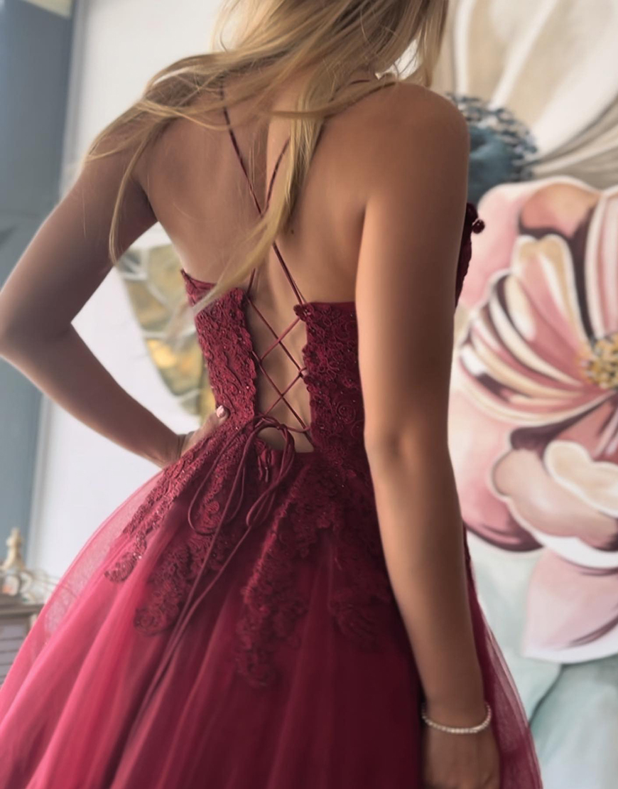 Burgundy Tulle A Line Short Halter Homecoming Dress with Lace