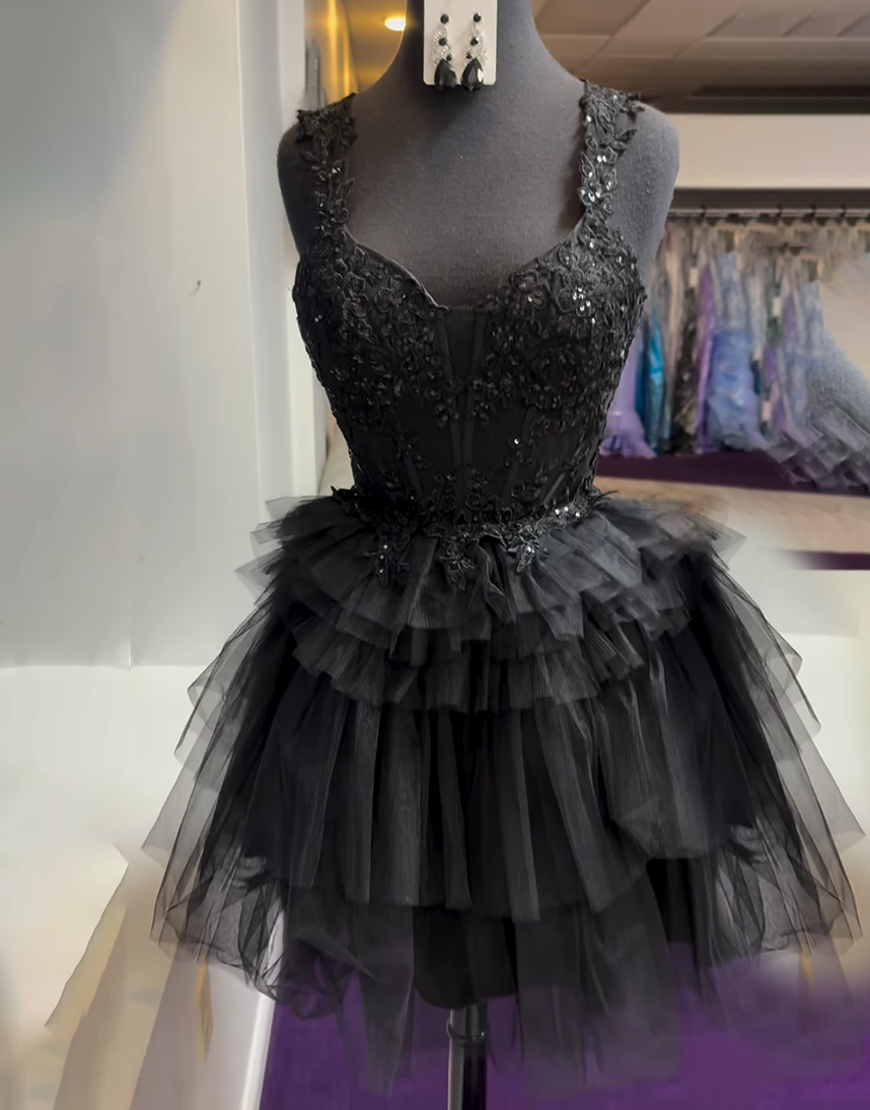 Black Tulle Ruffled Short Corset Homecoming Dress with Appliques