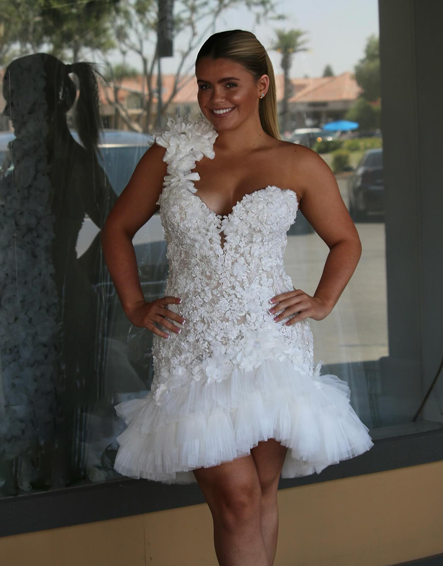 Sparkly White Floral One Shoulder Ruffled Tight Short Homecoming Dress