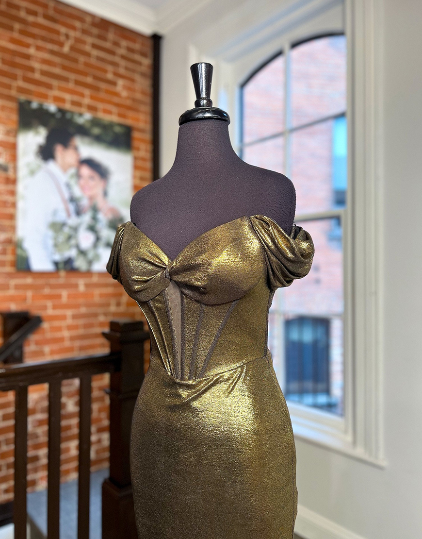 Metallic Gold Off the Shoulder Short Corset Homecoming Dress