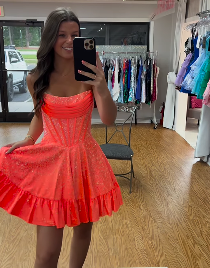 Sparkly Yellow Strapless Satin Short Corset Homecoming Dress with Beading 