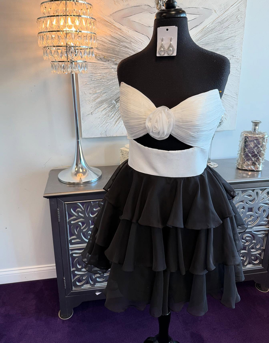 Green Floral Keyhole Ruffled A Line Short Homecoming Dress