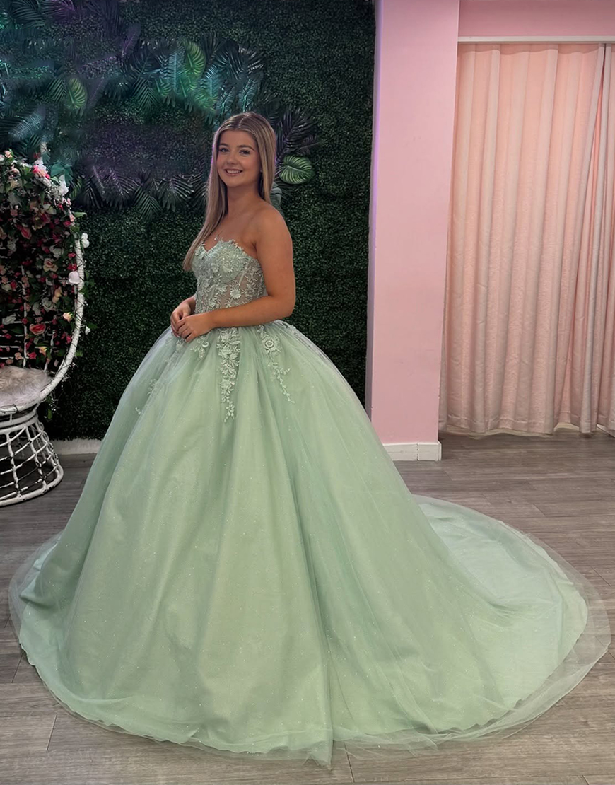 Sage Corset Tulle Sweetheart Princess Ball Gown Long Quinceanera Dress with Lace