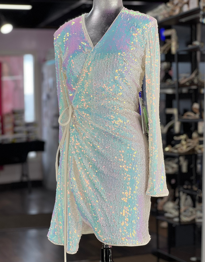 Sparkly White Sequin Short Tight Homecoming Dress with Sleeves