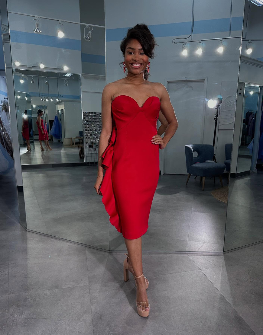 Red Sweetheart Tight Midi Homecoming Dress with Ruffles