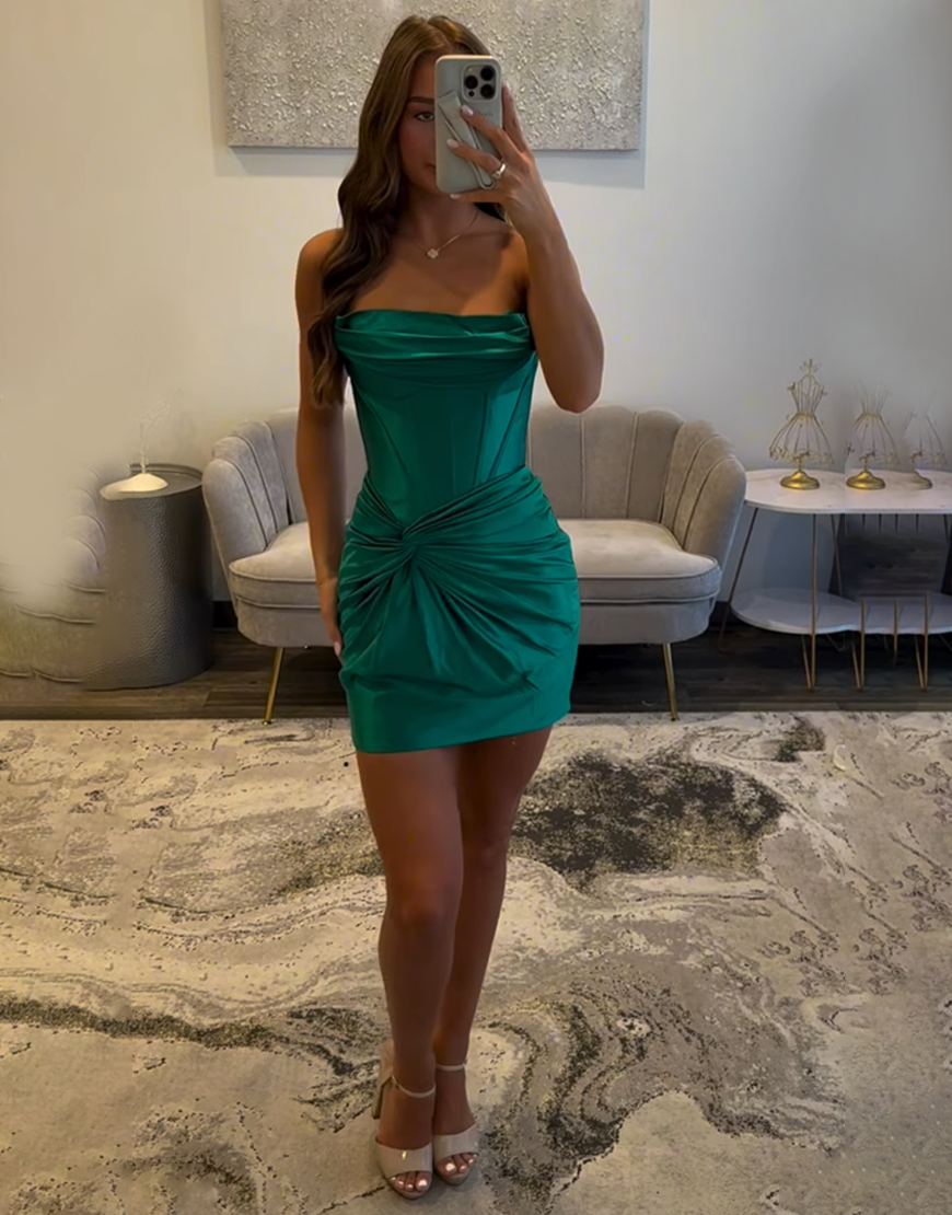 Green Sweetheart Satin Ruched Bodycon Short Corset Homecoming Dress