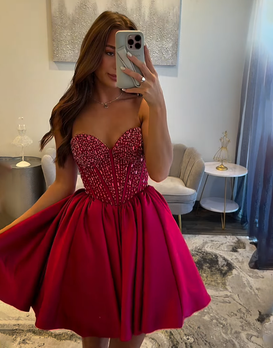 Glitter Red Sweetheart Satin A-Line Corset Homecoming Dress with Beading