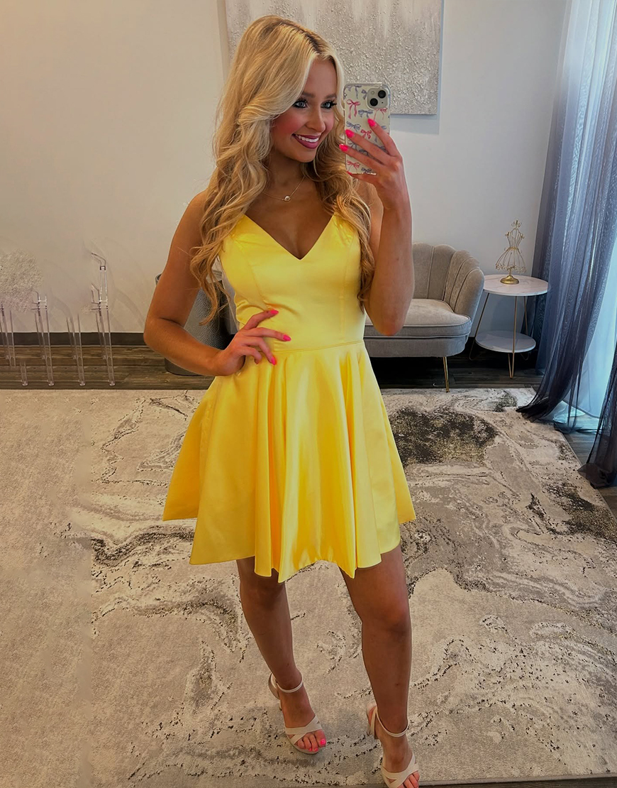 Simple Yellow Spaghetti Straps Satin A Line Short Homecoming Dress