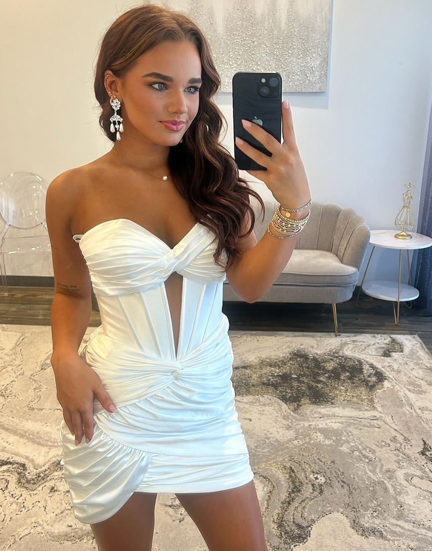 White Satin Ruched Keyhole Tight Short Corset Homecoming Dress