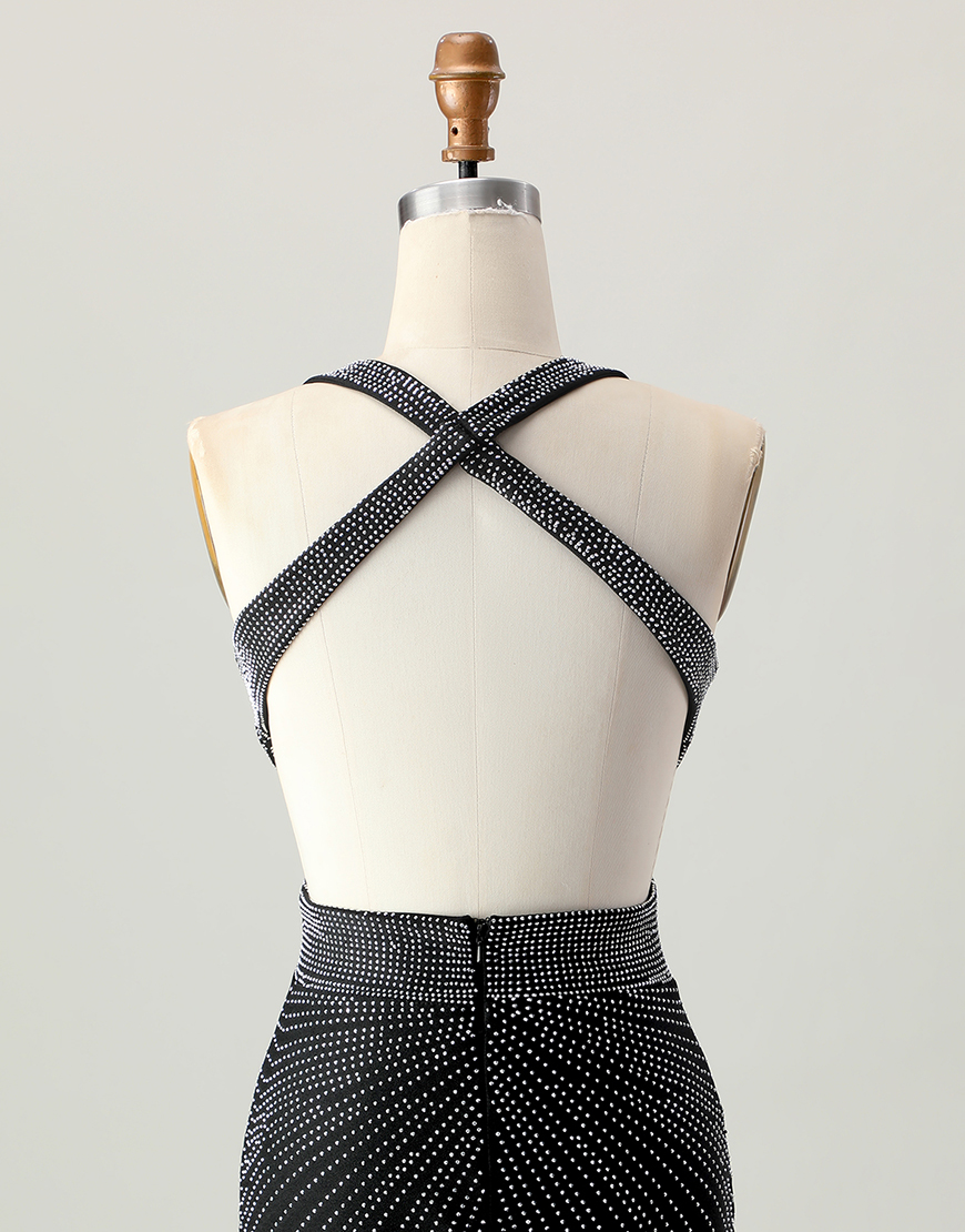 Glitter Black V-Neck Tight Short Homecoming Dress with Beading