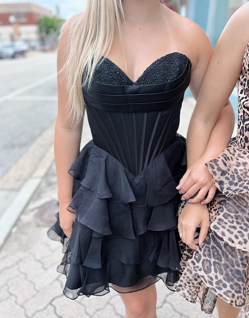 Black Ruffled A-Line Tiered Short Corset Homecoming Dress with Appliques