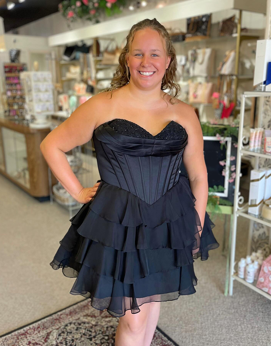 Black Ruffled A-Line Tiered Short Corset Homecoming Dress with Appliques