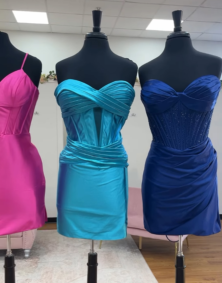 Sparkly Green Satin Ruched Sweetheart Corset Short Homecoming Dress with Beading