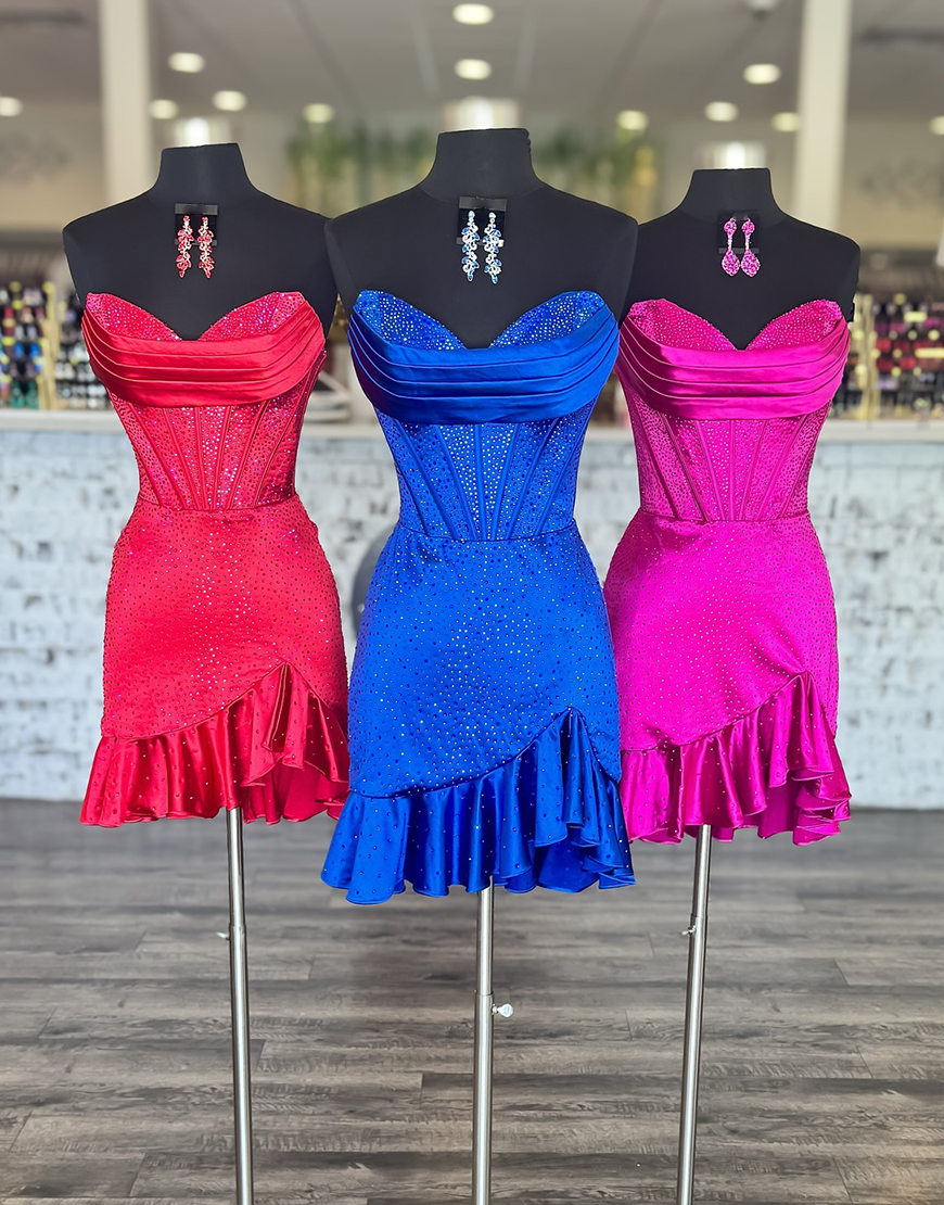 Sparkly Black Short Sweetheart Beaded Corset Homecoming Dress with Ruffles