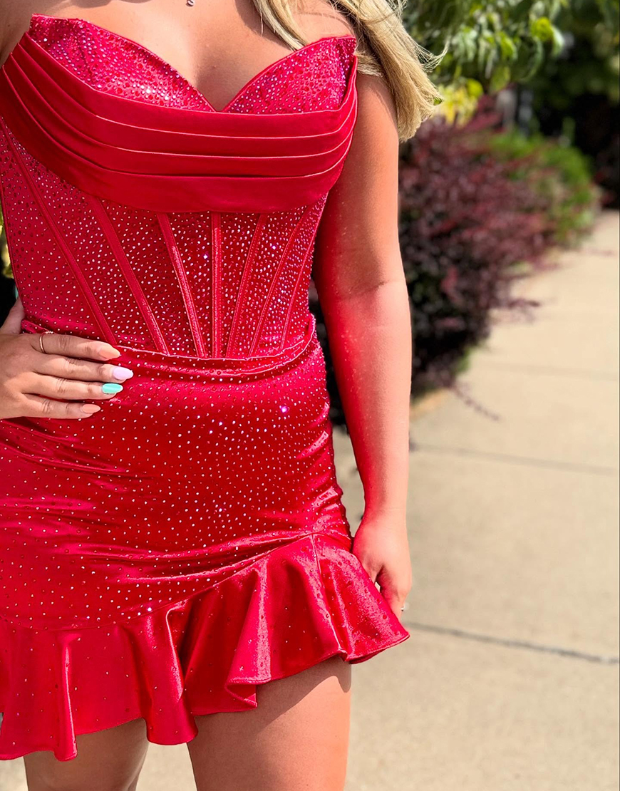 Sparkly Black Short Sweetheart Beaded Corset Homecoming Dress with Ruffles