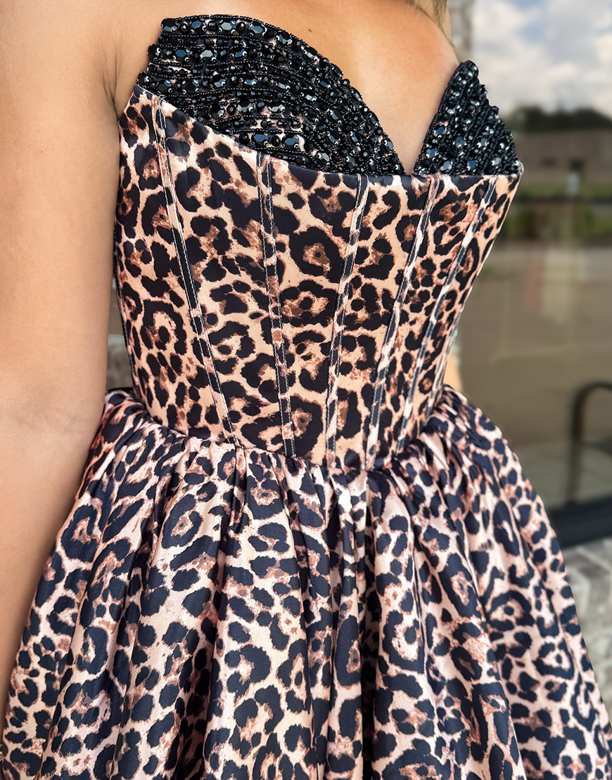Brown Leopard A-Line Sweetheart Short Corset Homecoming Dress with Beading