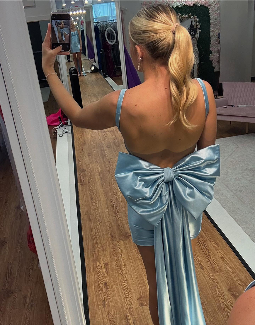 Black Ruched Tight Short Corset Satin Homecoming Dress with Bow