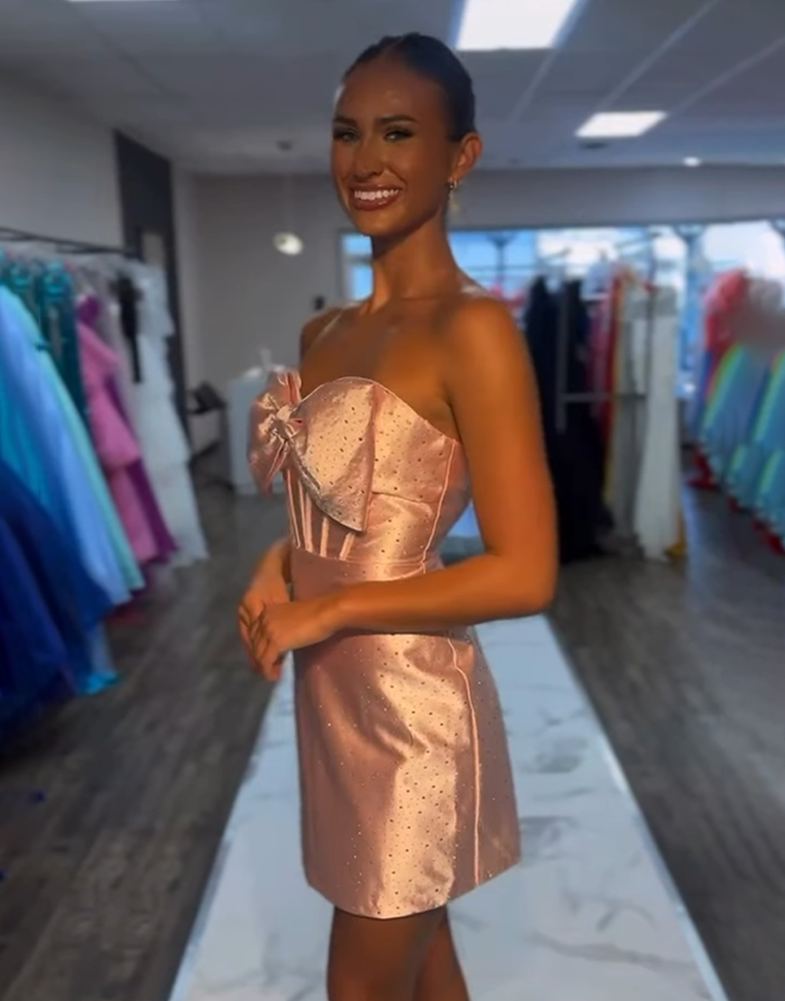 Sparkly Pink Sweetheart Corset Short Satin Homecoming Dress with Beading