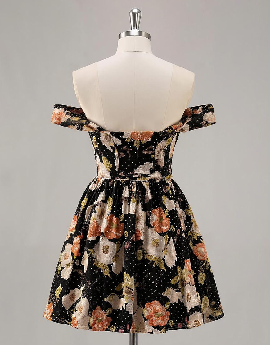 Sparkly Black Floral A Line Short Homecoming Dress