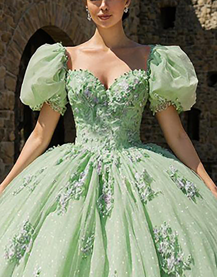 Light Green Tulle Appliqued Puff Sleeves Princess Quinceanera Dress with Ruffles