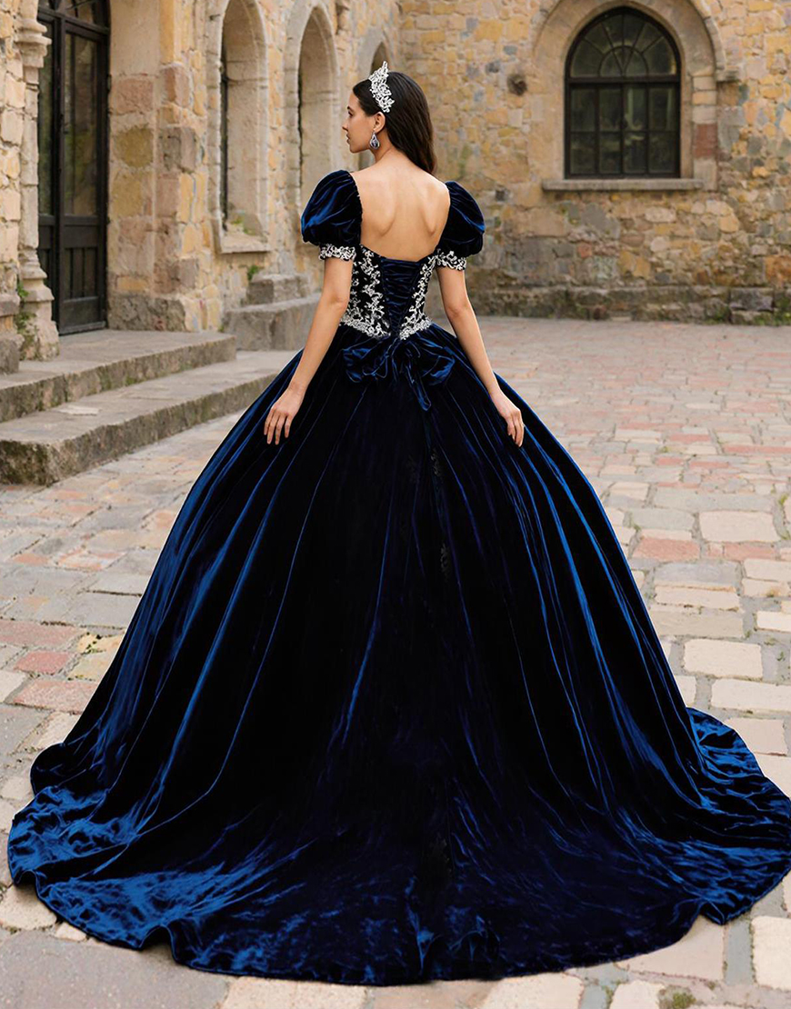 Navy Velvet Puff Sleeves Sweetheart Princess Quinceanera Dress with Appliques