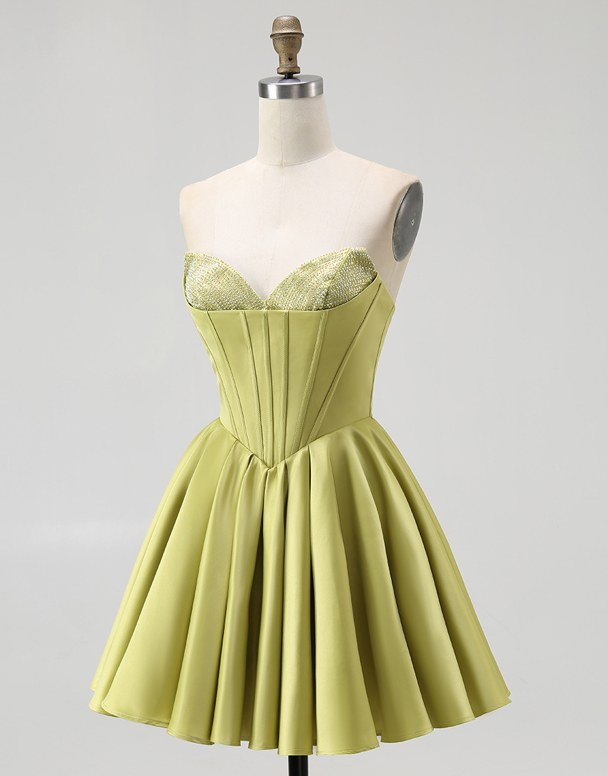Sparkly Green Sweetheart A-Line Short Satin Homecoming Dress with Beading