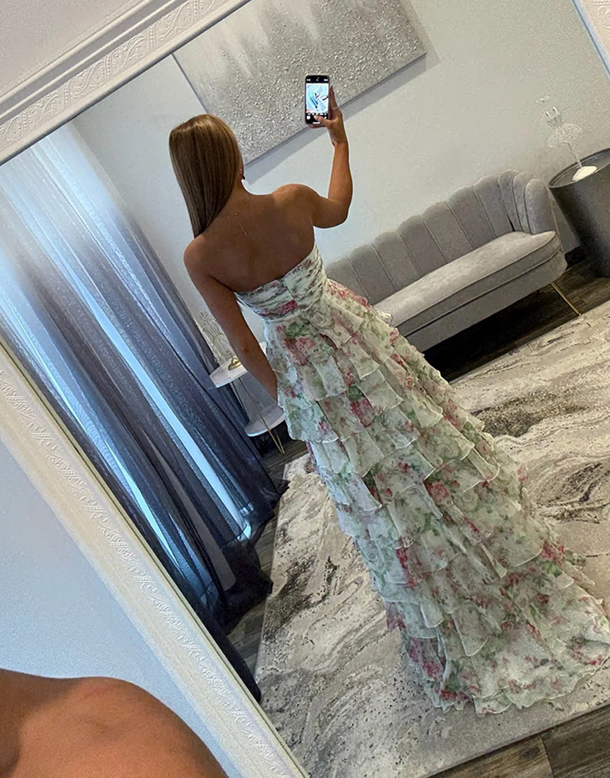 White Floral Sweetheart Ruffled Tiered Long Prom Dress with Bow