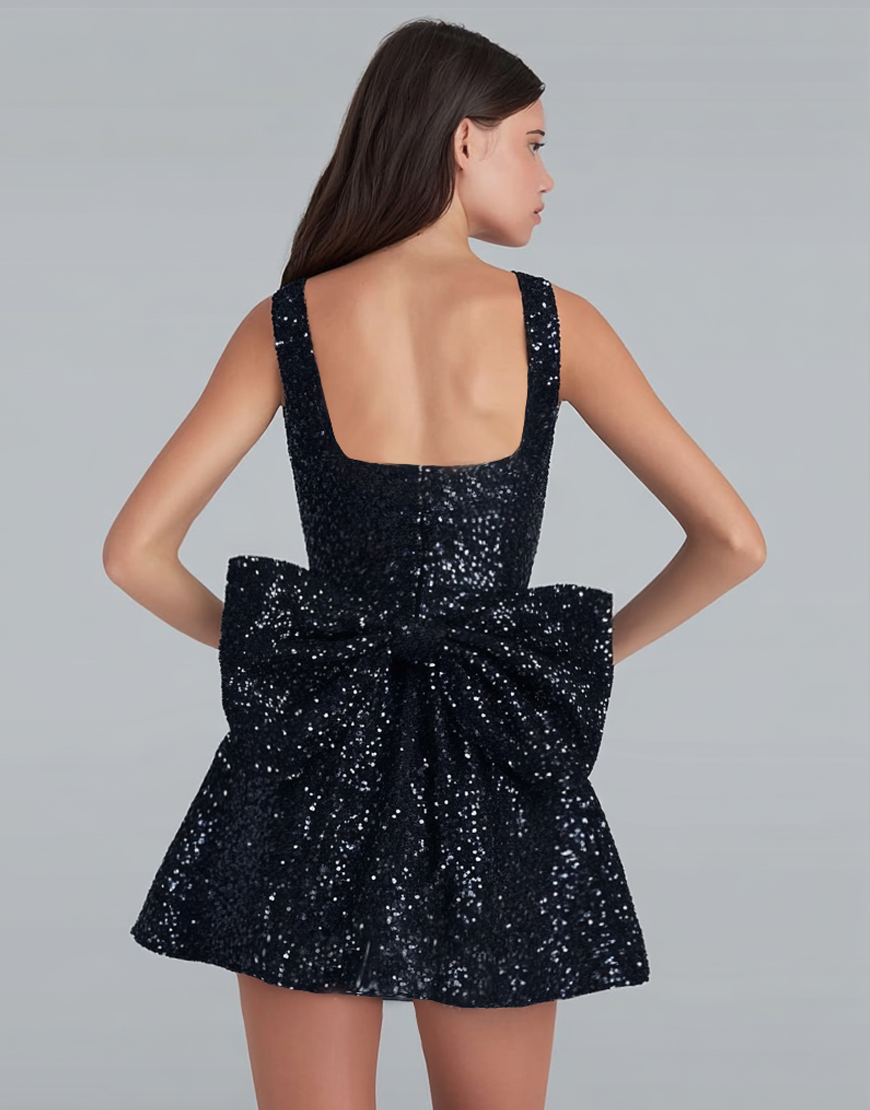 Sparkly White Short A-Line Sequins Tight Homecoming Dress