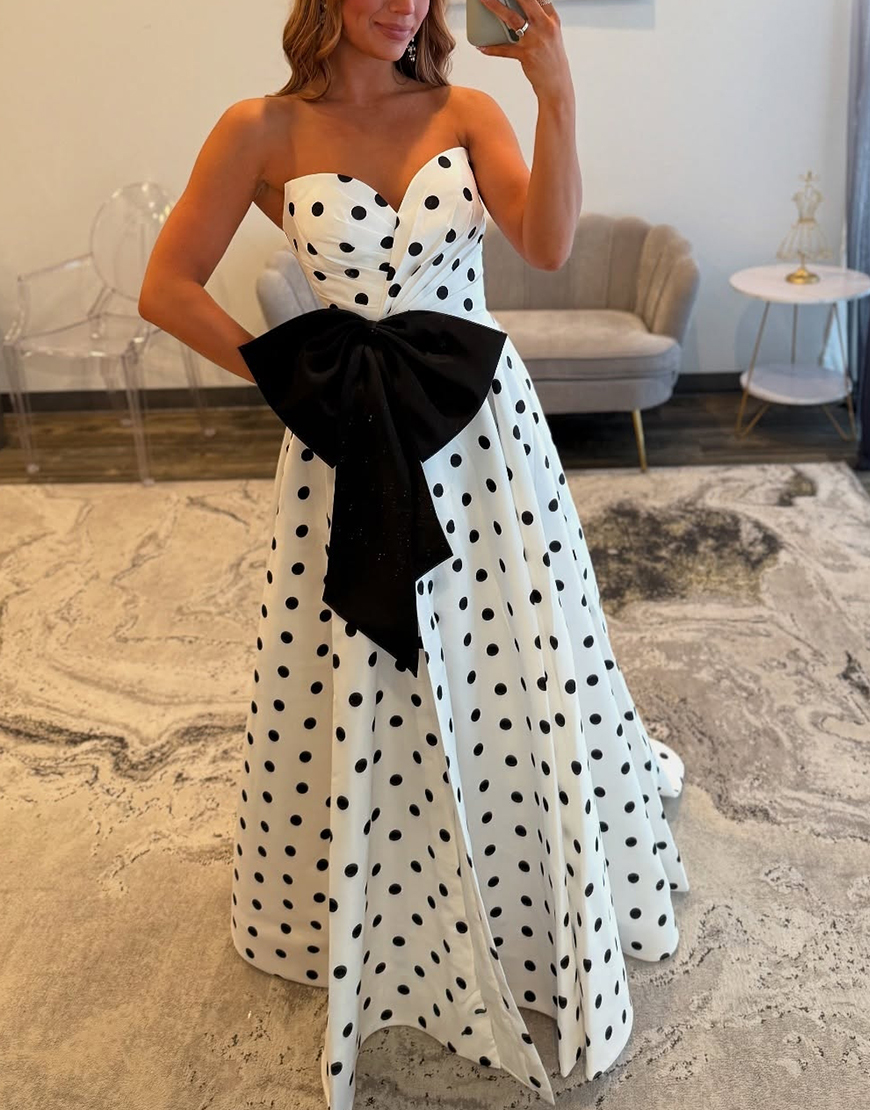 Berlinnova Women Black Polka Dots Long Prom Dress with Bow A Line Sweetheart Formal Dress