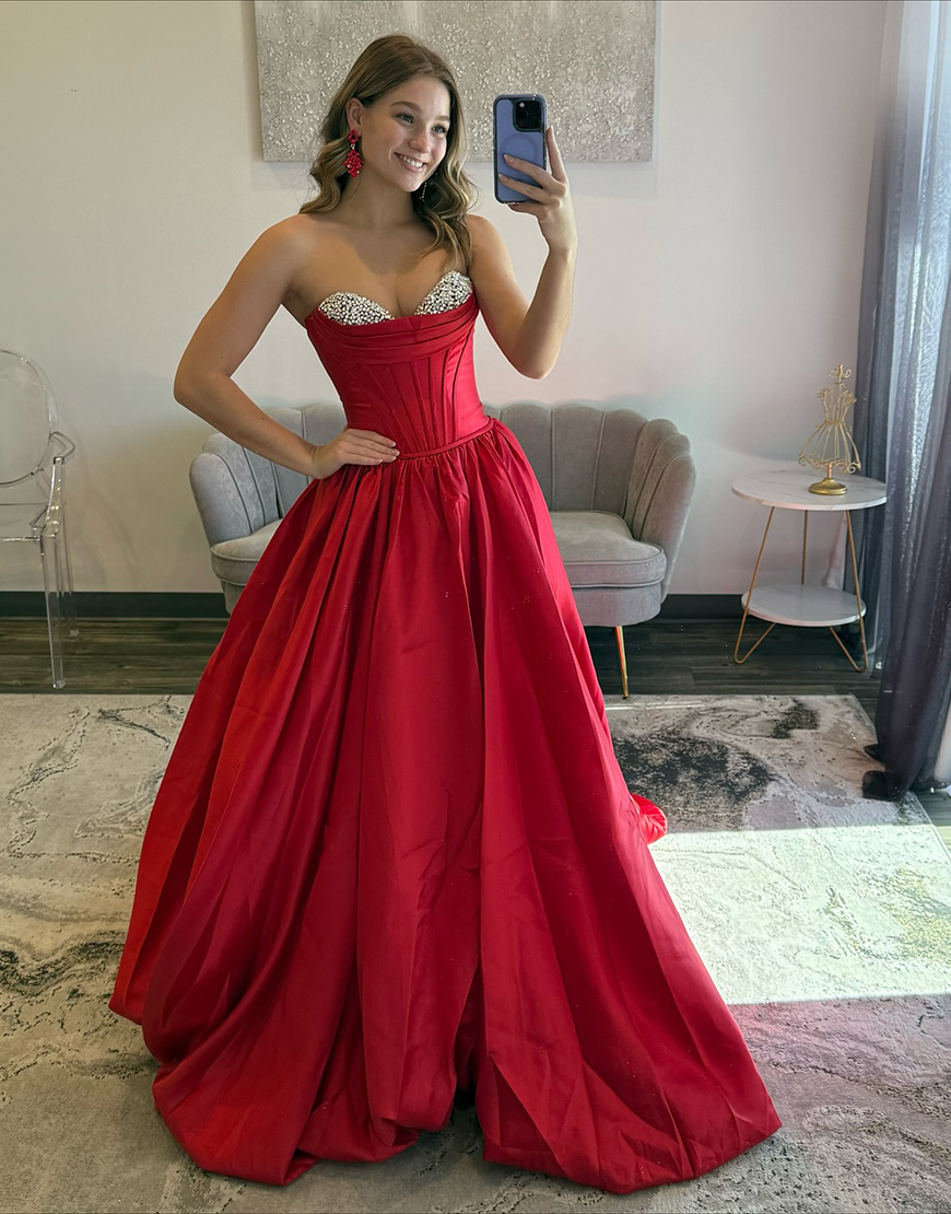 Sparkly Red Ball Gown Sweetheart Satin Beaded Corset Long Prom Dress