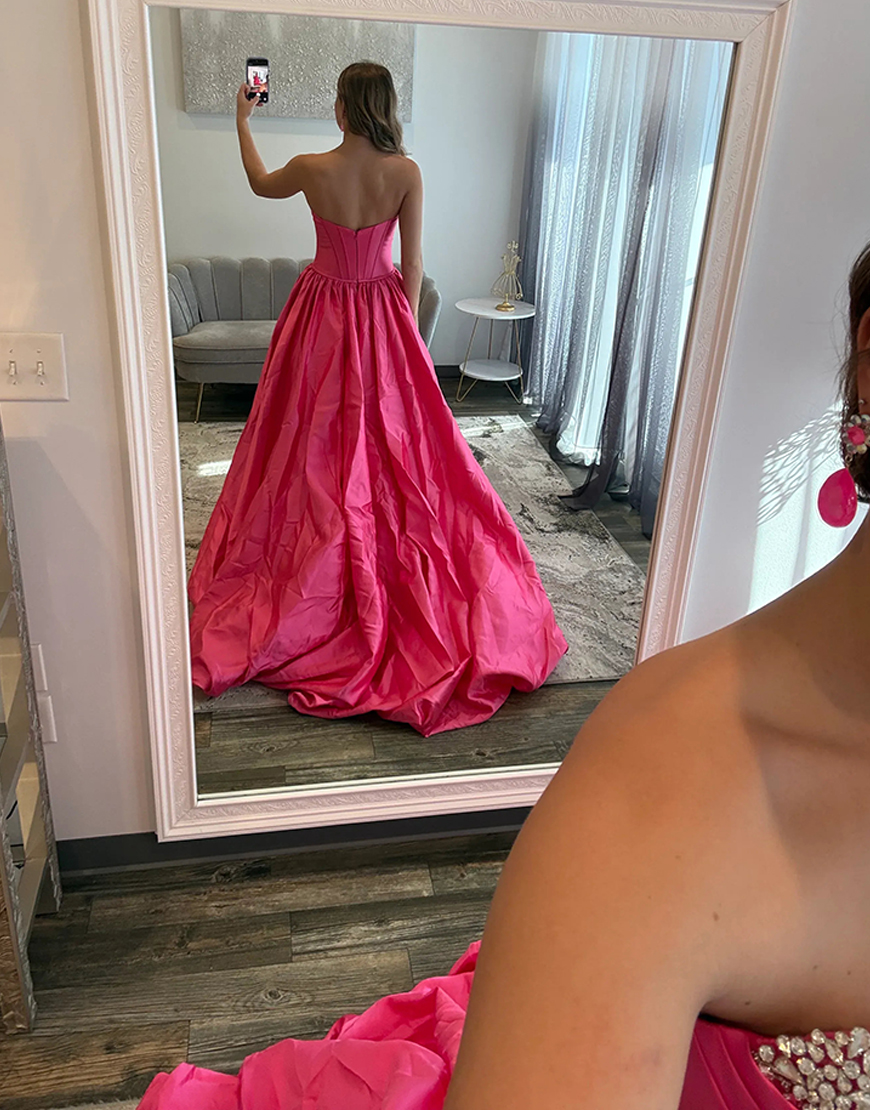 Sparkly Red Ball Gown Sweetheart Satin Beaded Corset Long Prom Dress