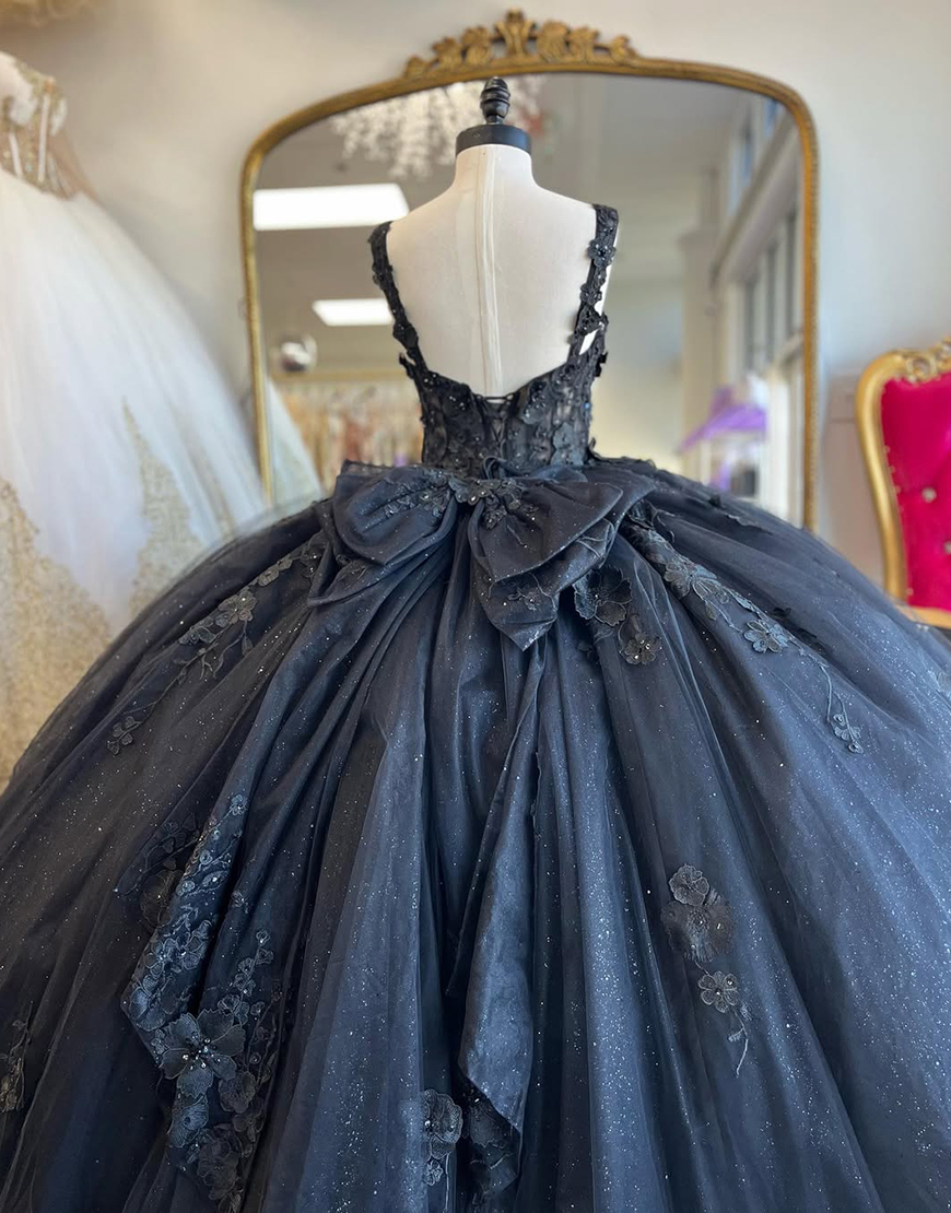 Sparkly Black Thick Straps Corset Floral Quinceanera Dress with Bow