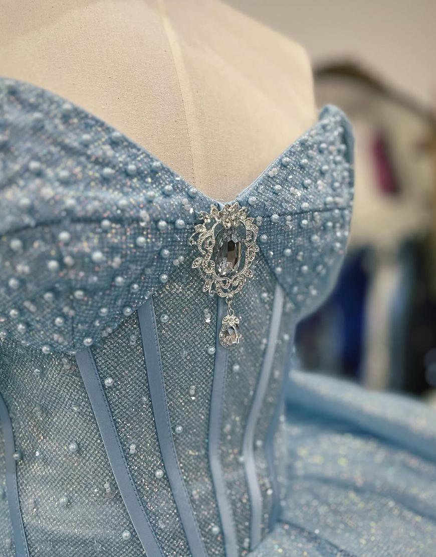 Sparkly Grey Blue Sweetheart Corset Ball Gown Bedaed Quinceanera Dress with Bow