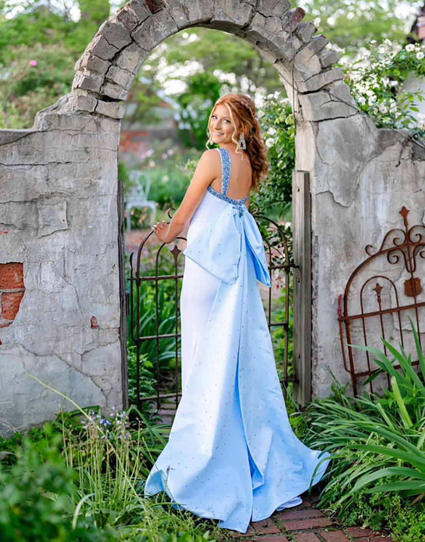 Sparkly White Mermaid Square Neck Beaded Long Prom Dress with Bow