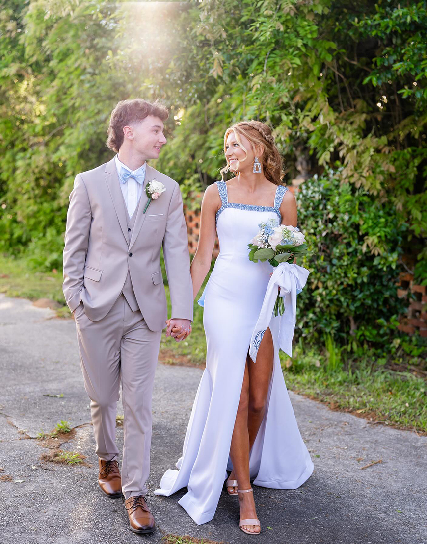 Sparkly White Mermaid Square Neck Beaded Long Prom Dress with Bow