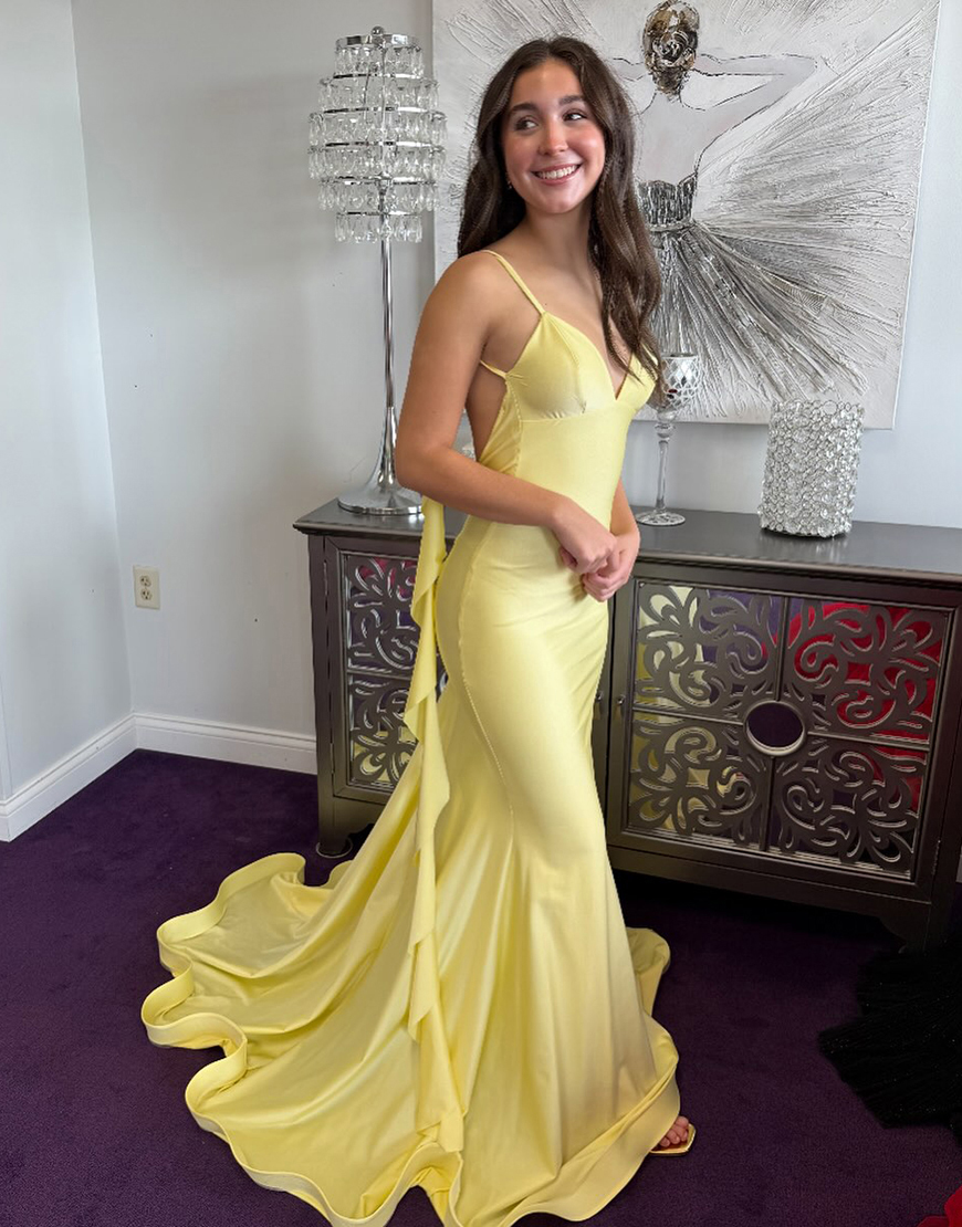 Red V-Neck Corset Mermaid Long Prom Dress with Ruffles