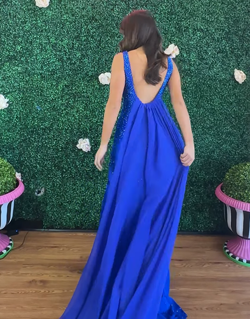 Sparkly Red V-Neck Mermaid Beaded Long Prom Dress with Cape