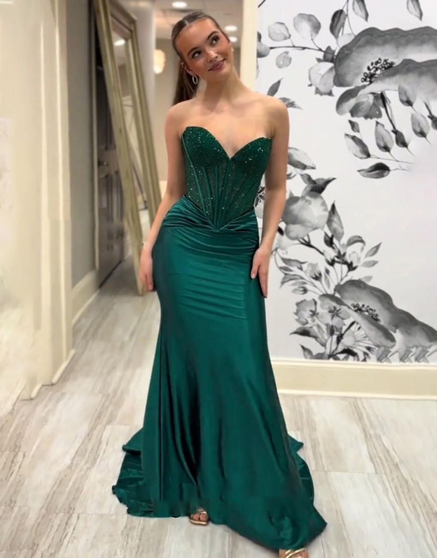 Sparkly Dark Green Sweetheart Mermaid Corset Long Prom Dress with Beading