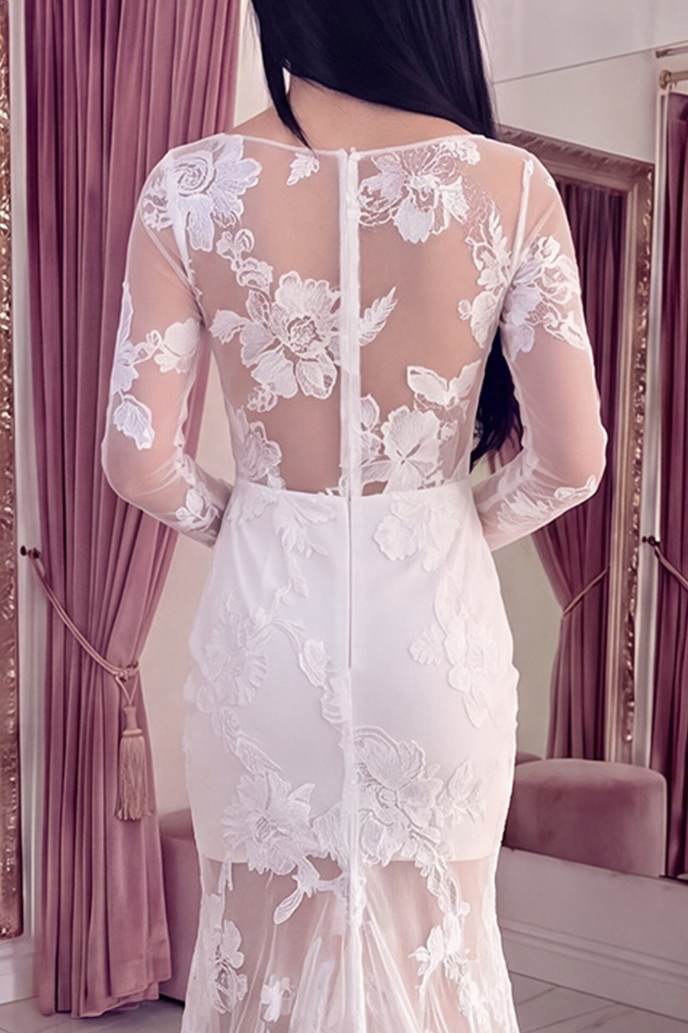 Ivory Floral Boat Neck Mermaid Long Lace Graduation Dress