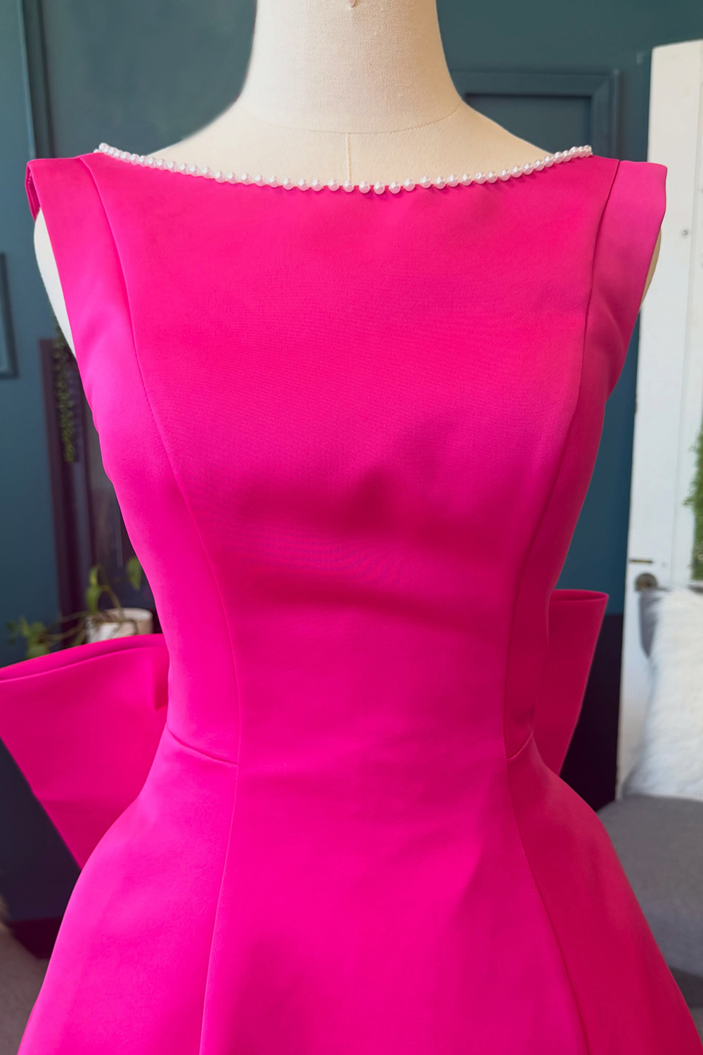 Fuchsia Short Boat Neck Ruffled Birthday Dress with Pearls