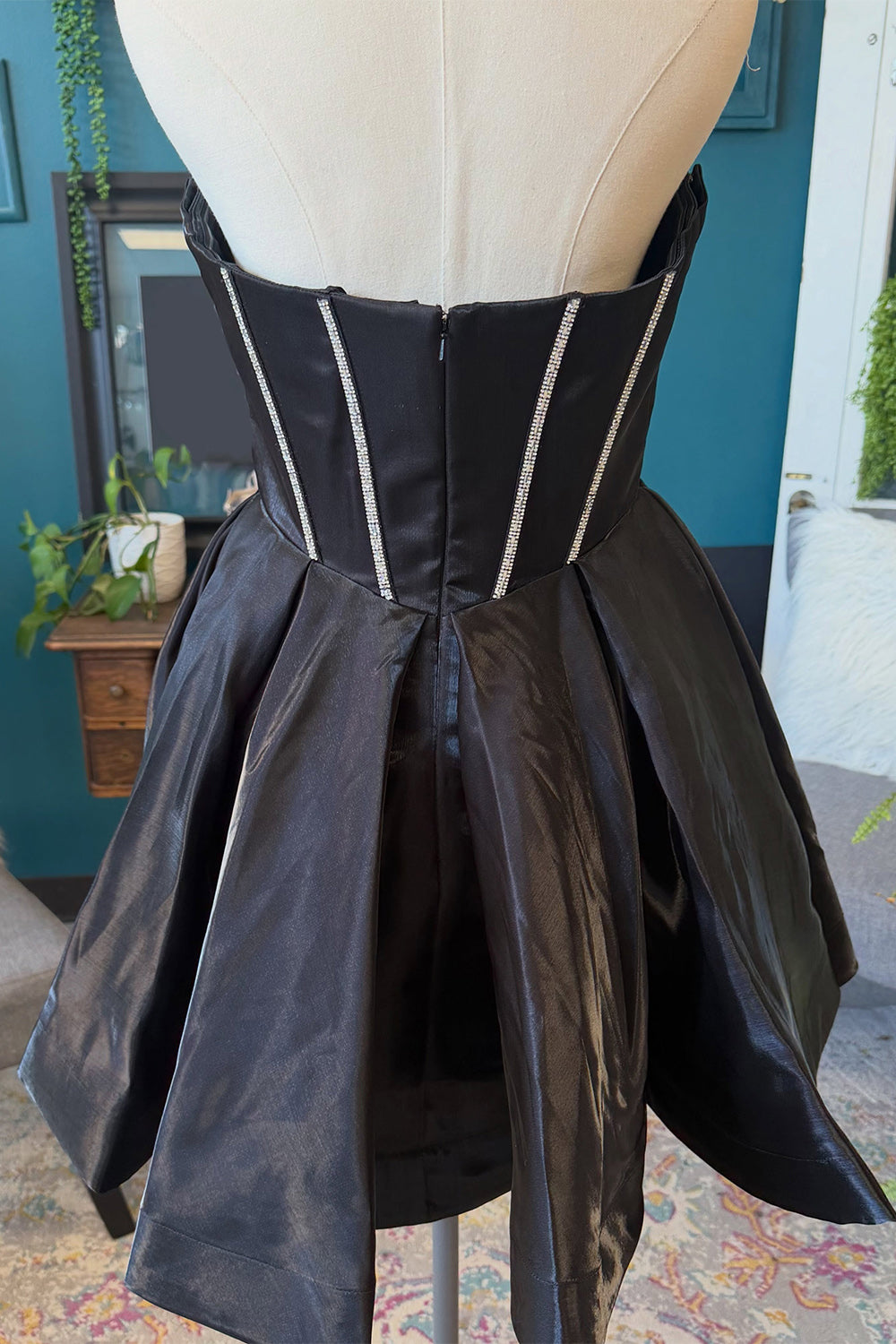 Black Sweetheart Corset Short Birthday Dress with Rhinestones