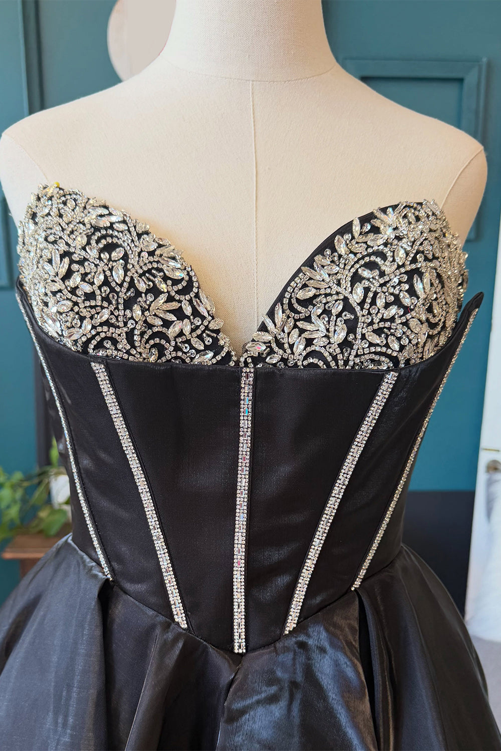 Black Sweetheart Corset Short Birthday Dress with Rhinestones