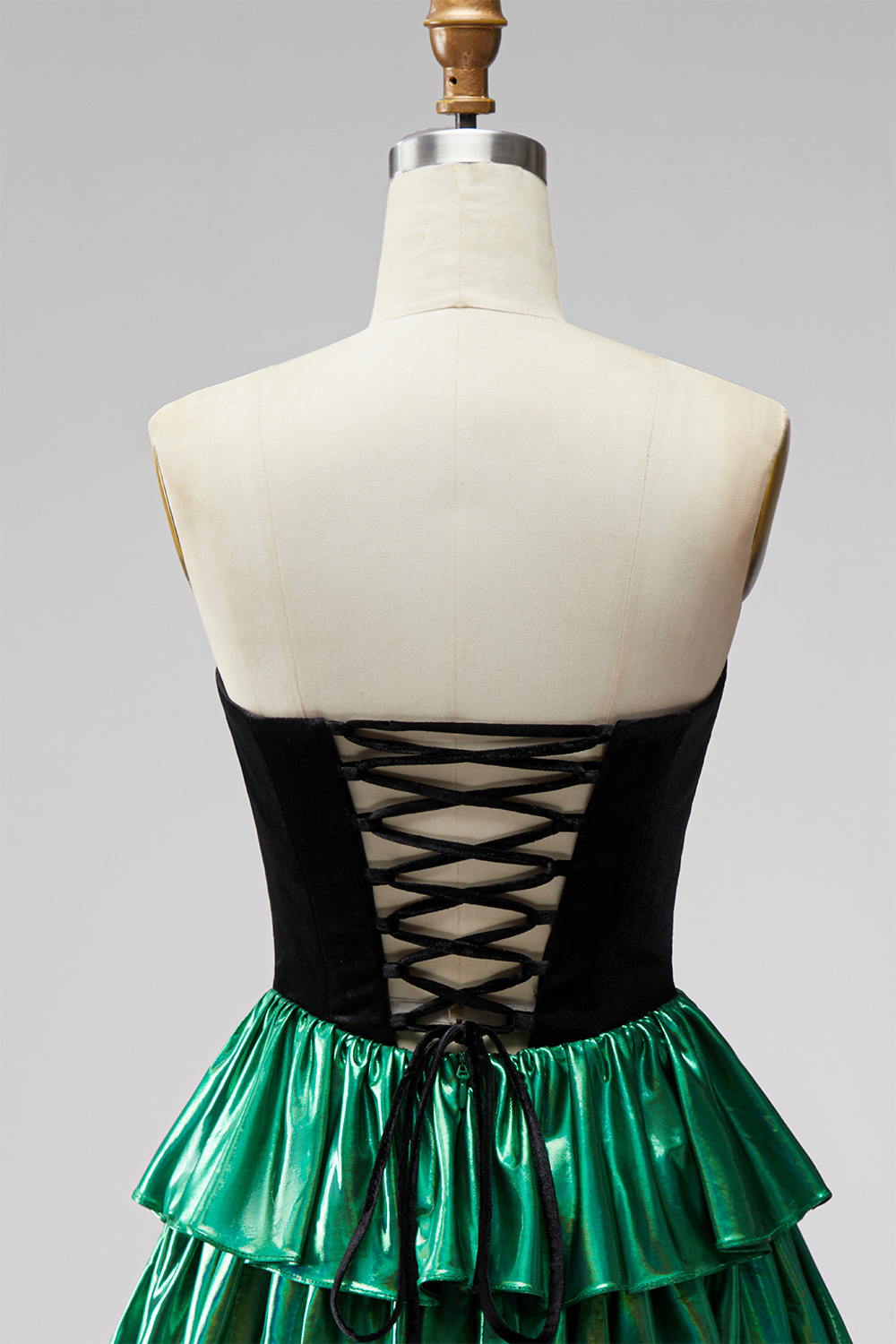 Black Green Metallic Tiered A-Line Ruffled Short 80s Homecoming Dress