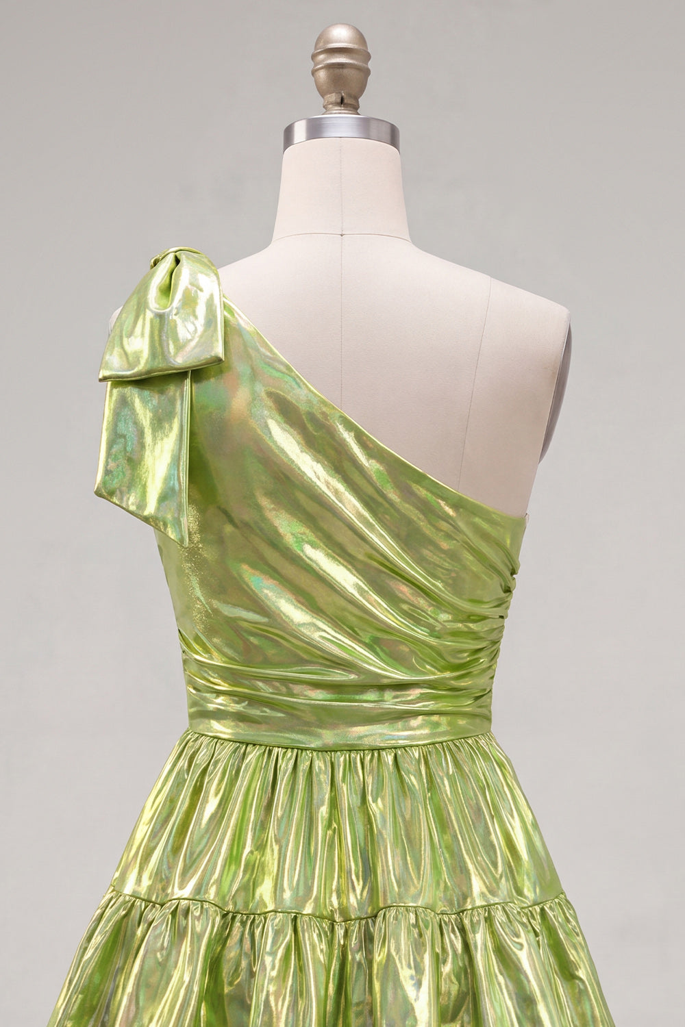 Dark Green Metallic A-Line Ruffled Short 80s Homecoming Dress with Bow