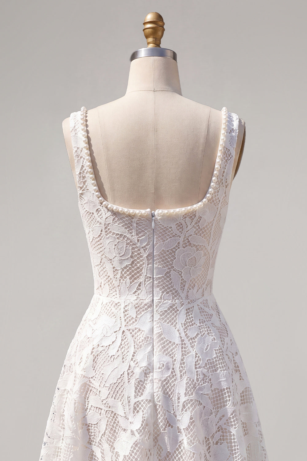 Floral White Lace Scoop Neck Beaded A-Line Short Homecoming Dress