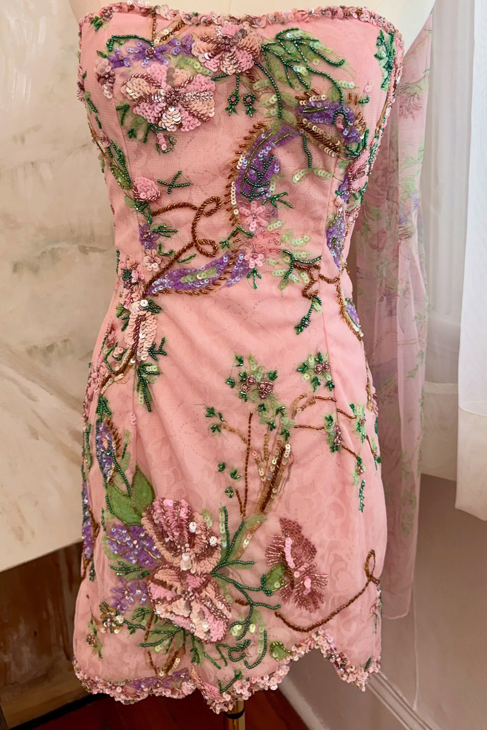 Pink Sheath Strapless Printed Short Homecoming Dress
