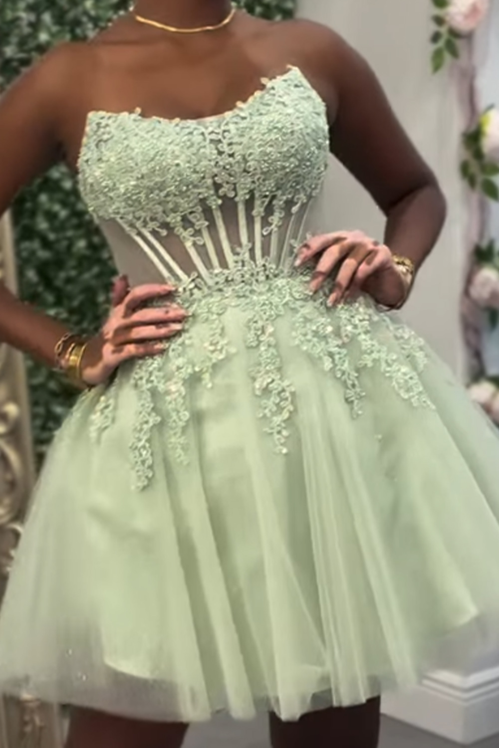 Sage Green Corset Strapless Short Homecoming Dress with Appliques