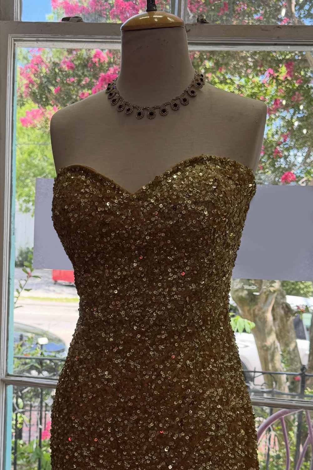 Sparkly Gold Sequins Sweetheart Short Homecoming Dress with Slit