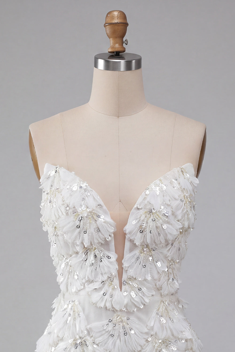 Sparkly Floral Ivory Sweetheart Sequin Short Tight Homecoming Dress